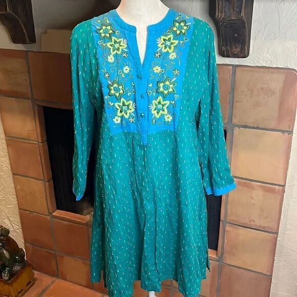 April Cornell Floral Embroidered Boho Tunic, M! - Picture 1 of 9